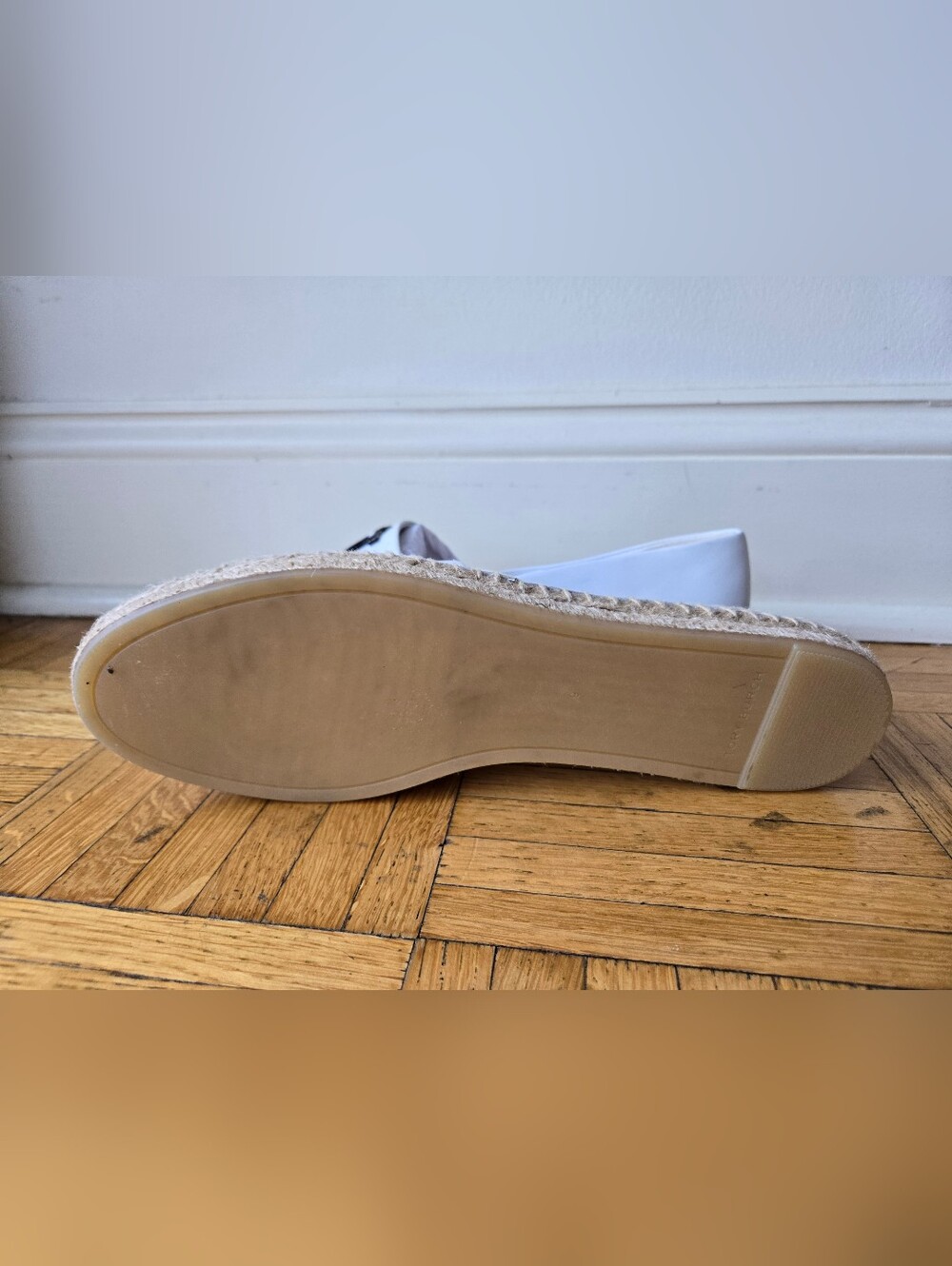 Brand New Tory Burch White Leather Espadrille Slip-Ons with Logo Cutout - Picture 2 of 3